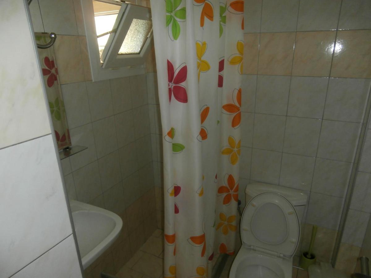 Villa Finikas Vrasná Esterno foto