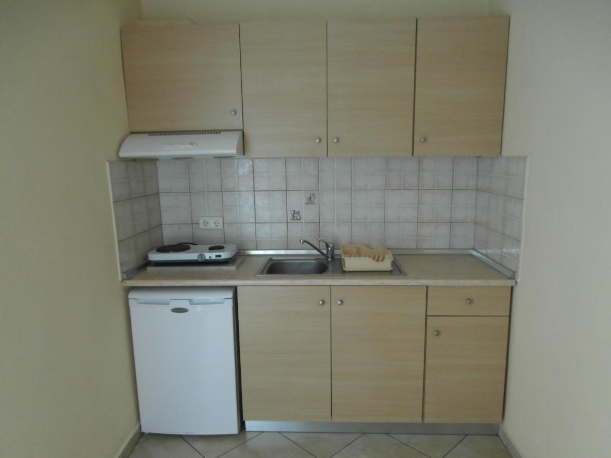 Villa Finikas Vrasná Esterno foto